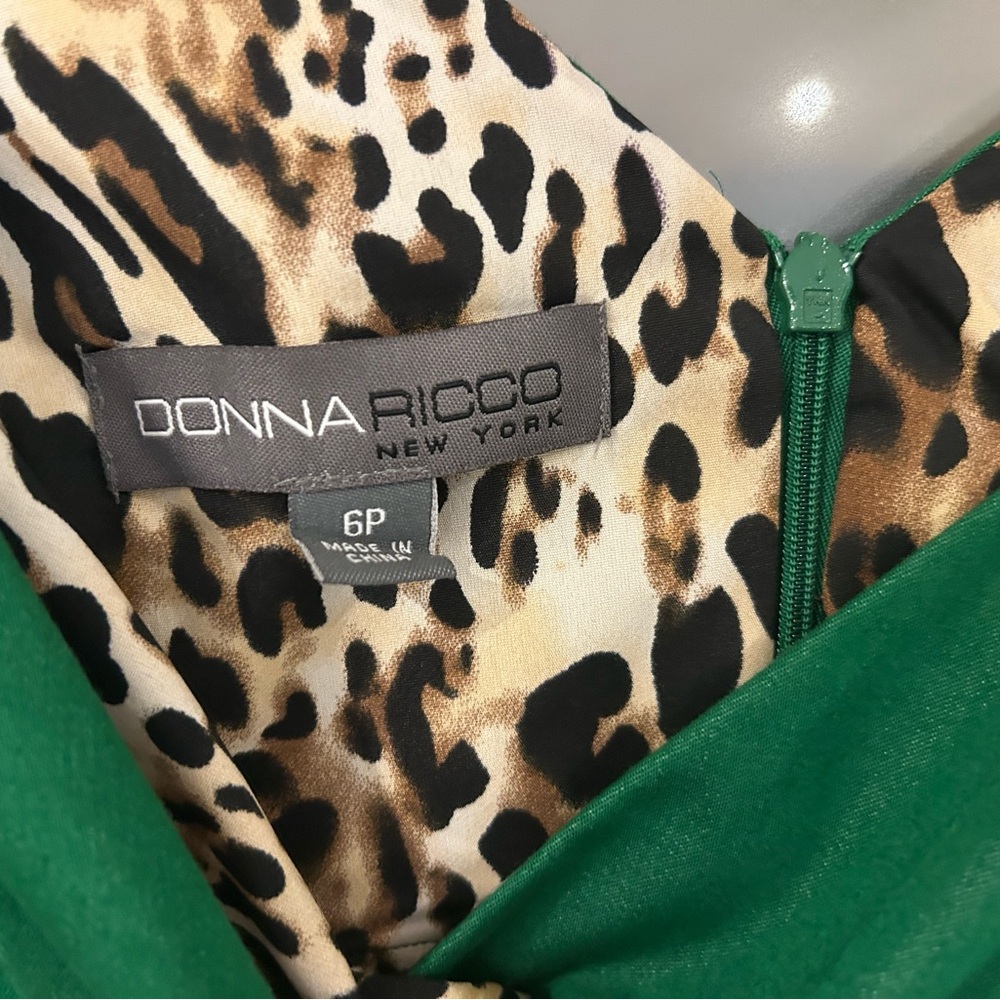 Donna Ricco Green Dress with Leopard Print Lining